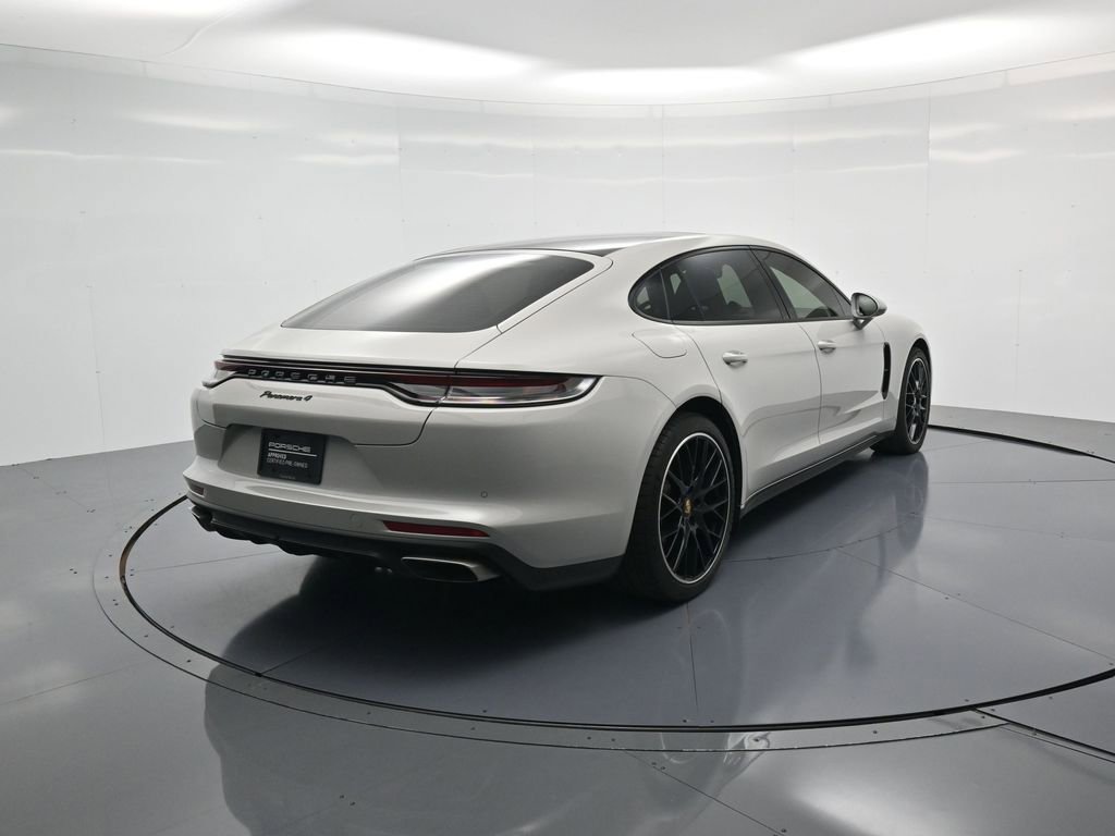 Certified 2022 Porsche Panamera 4 Executive image 30