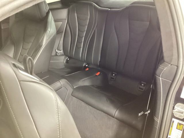 Used 2019 BMW M850i xDrive Coupe w/ M Carbon Exterior Package AWD/4WD image 33