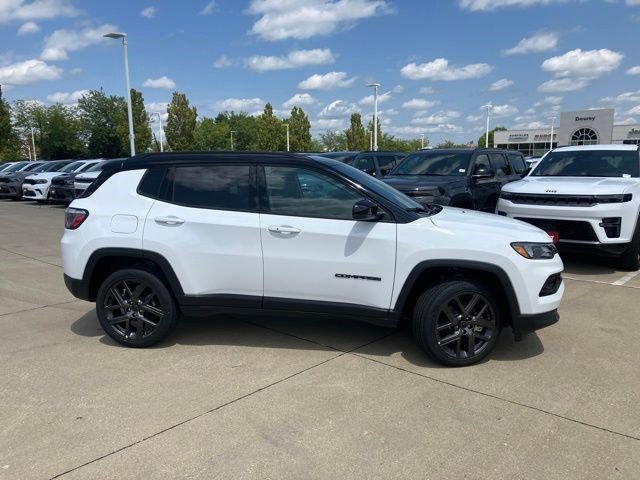New 2026 Jeep Compass Limited AWD/4WD image 5