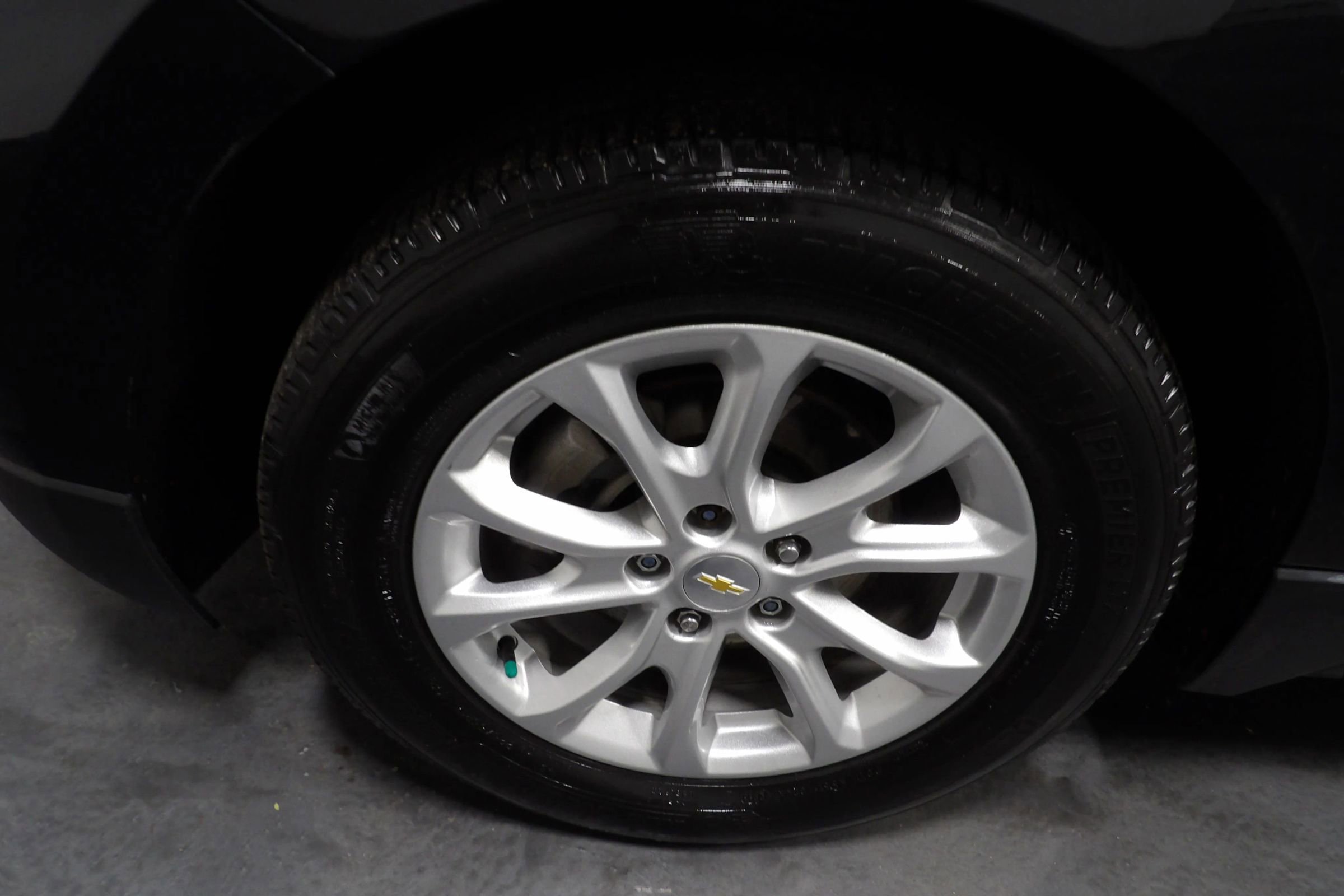 Used 2018 Chevrolet Equinox LS FWD image 20