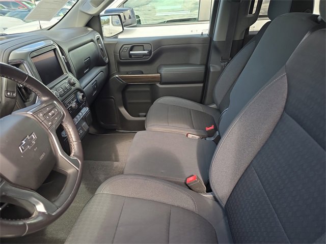 Used 2021 Chevrolet Silverado 1500 RST w/ Bed Protection Package image 15
