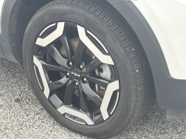 Used 2025 Kia Telluride S AWD/4WD image 14