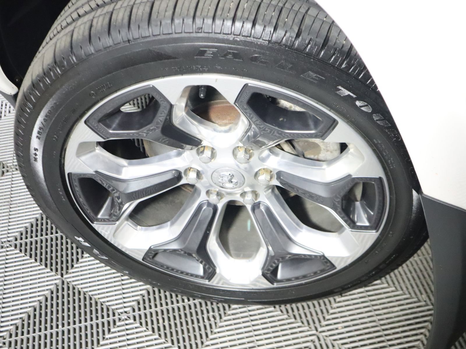 Used 2019 RAM 1500 Limited AWD/4WD image 19