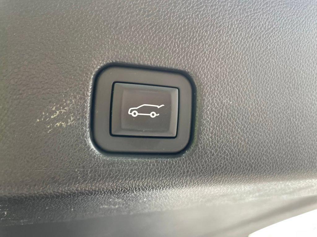 Used 2025 Chevrolet Traverse Z71 AWD/4WD image 22