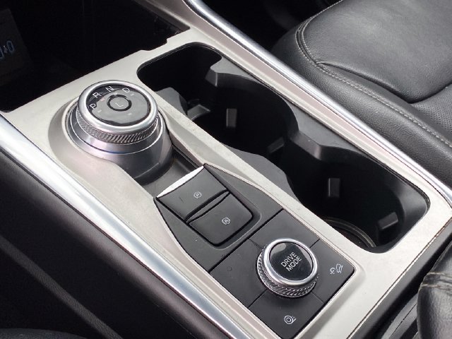 Used 2023 Ford Explorer Limited AWD/4WD image 13