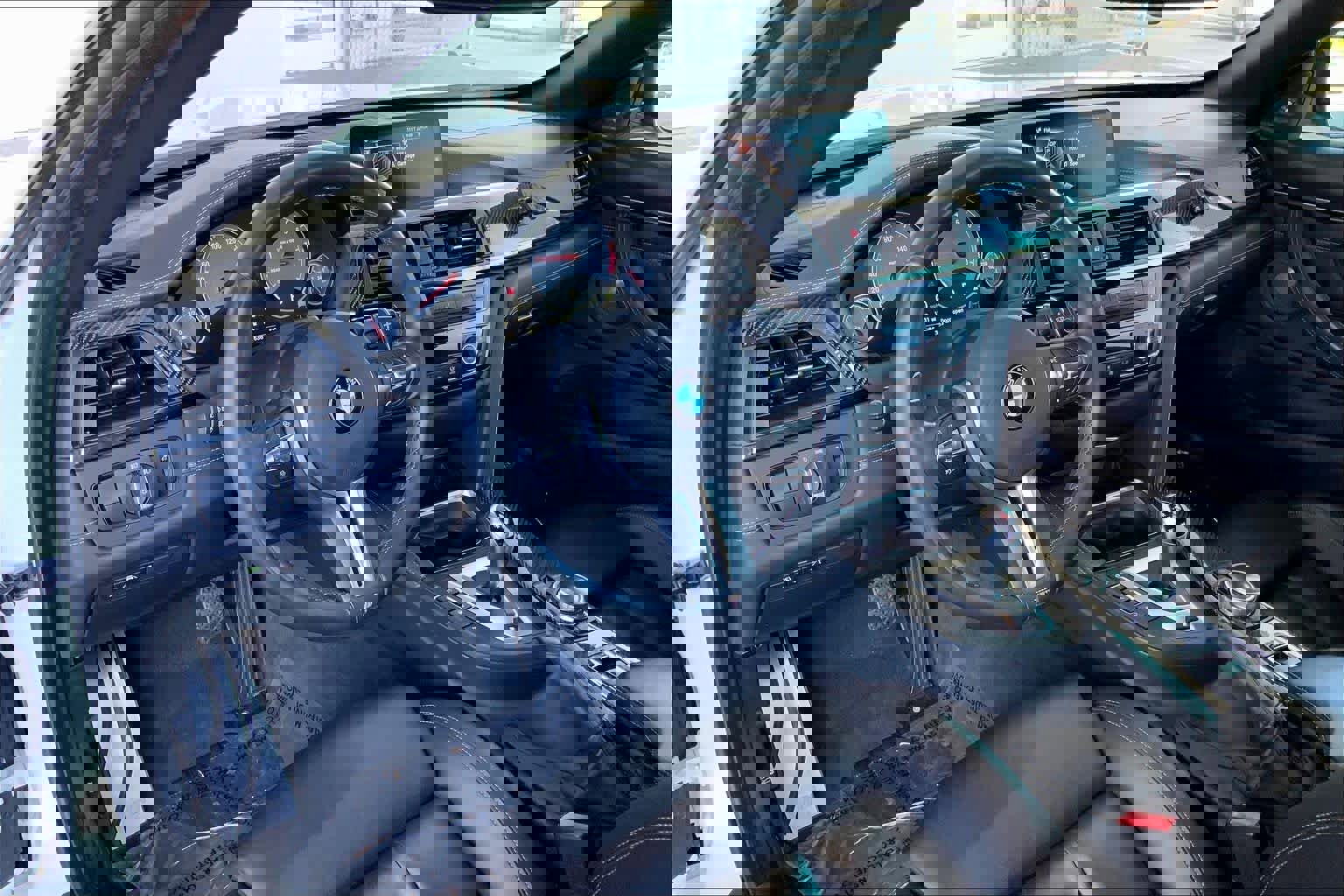 Used 2015 BMW M4 Convertible image 17