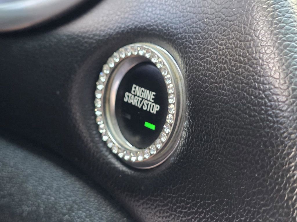 Used 2022 Chevrolet Malibu LT w/ Leather Package image 16