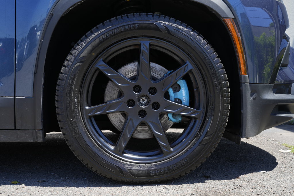 Used 2023 Fisker Ocean Extreme AWD/4WD image 12