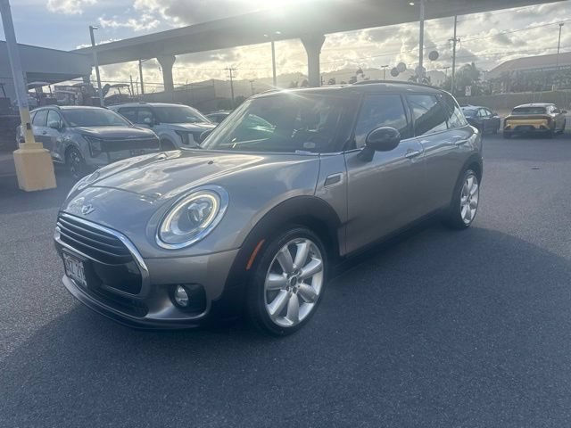 Used 2016 MINI Cooper Clubman FWD image 1