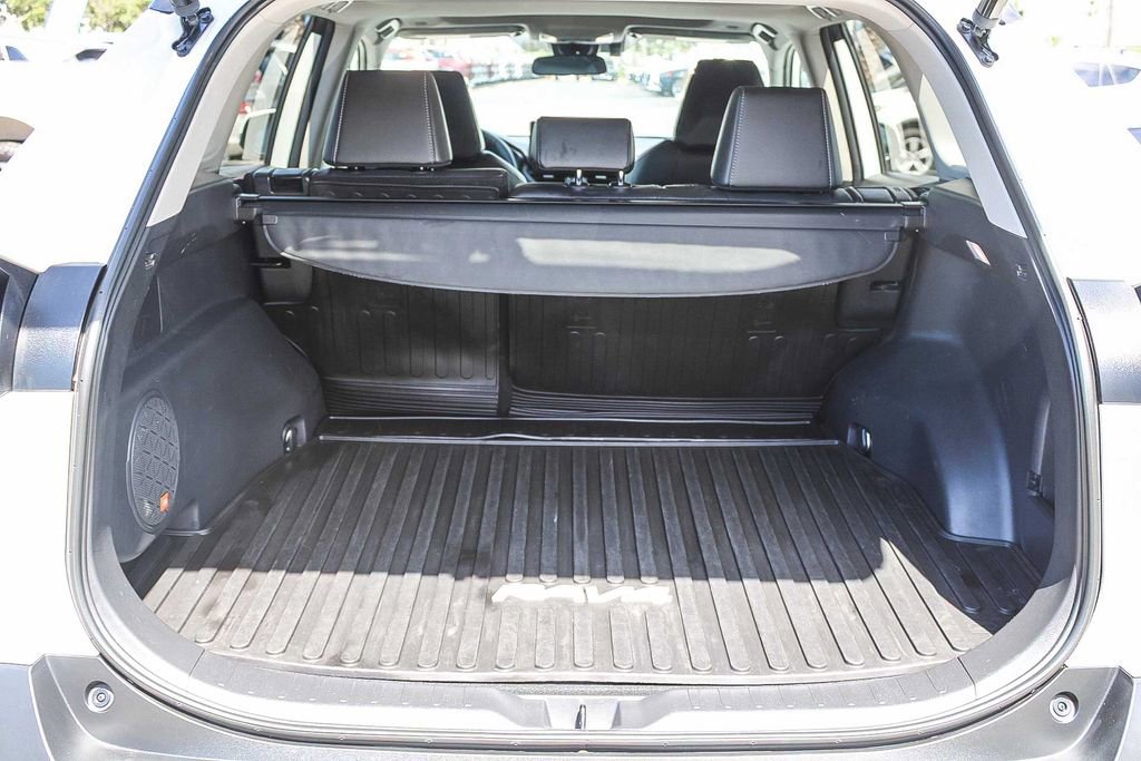 Used 2023 Toyota RAV4 XLE Premium image 26