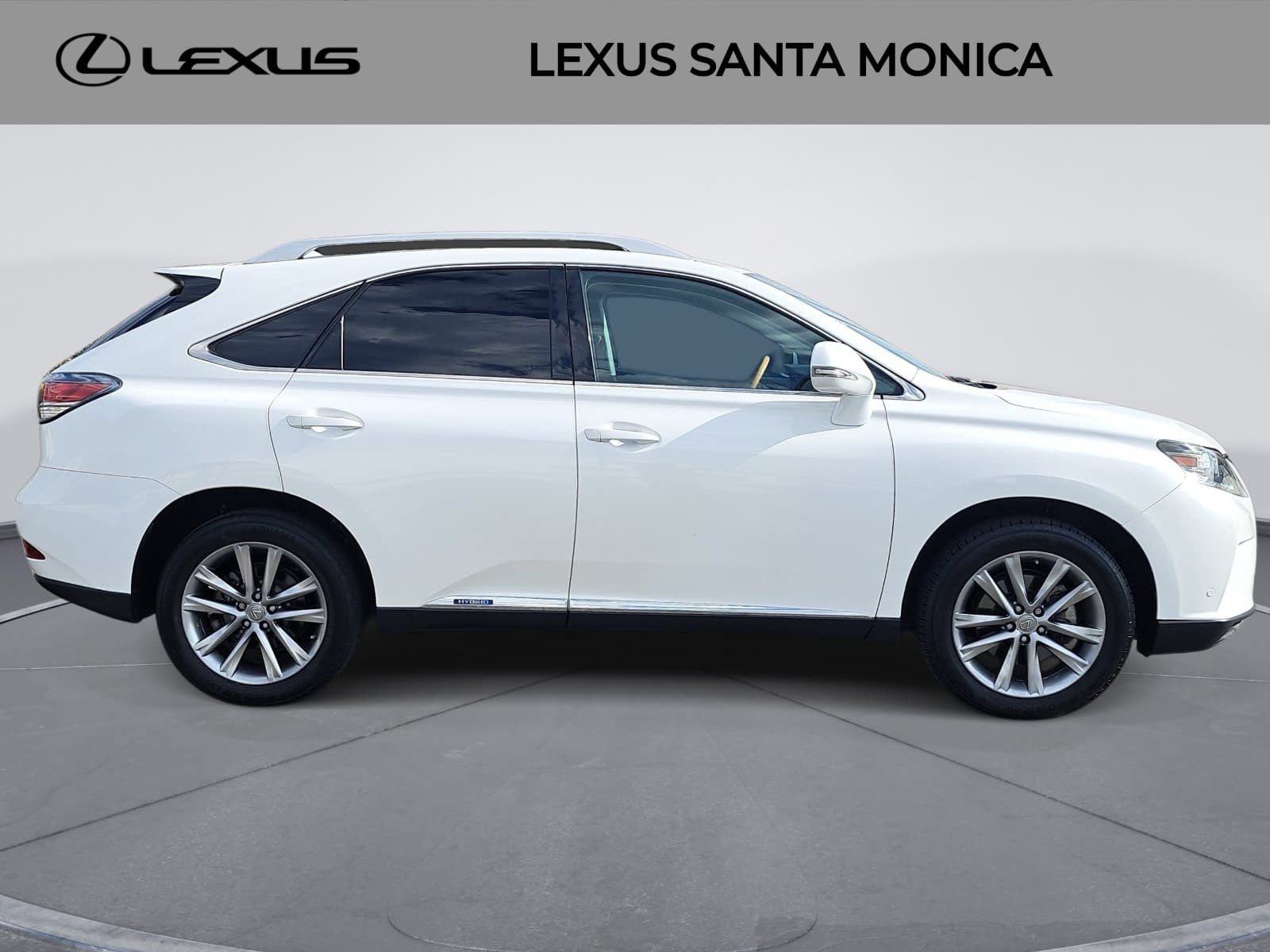 Used 2014 Lexus RX 450h AWD image 4
