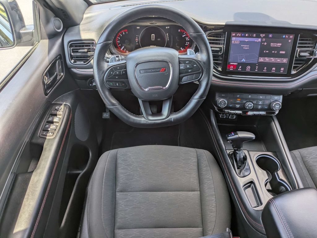 Used 2025 Dodge Durango GT AWD/4WD image 4