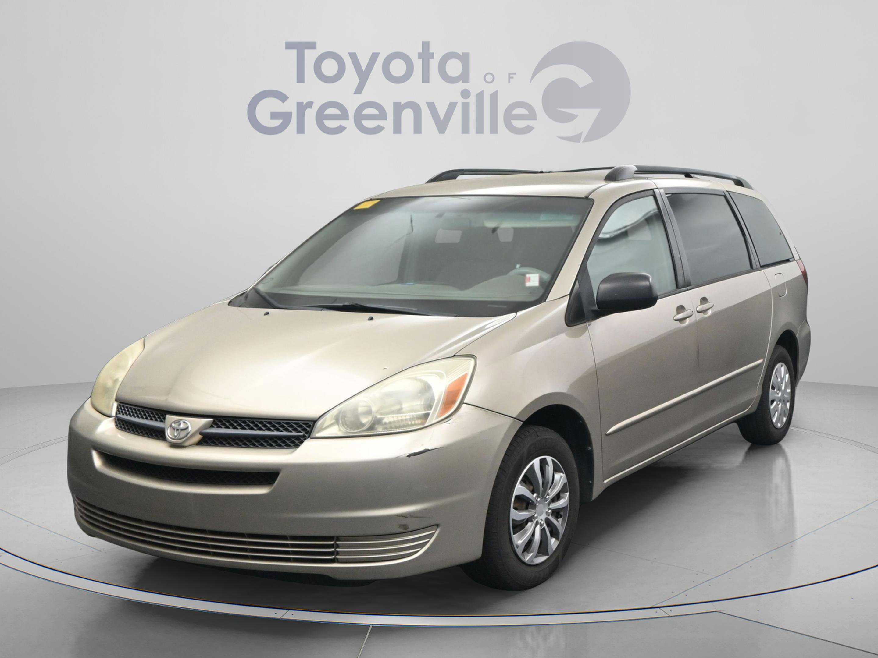 Used 2004 Toyota Sienna CE image 1