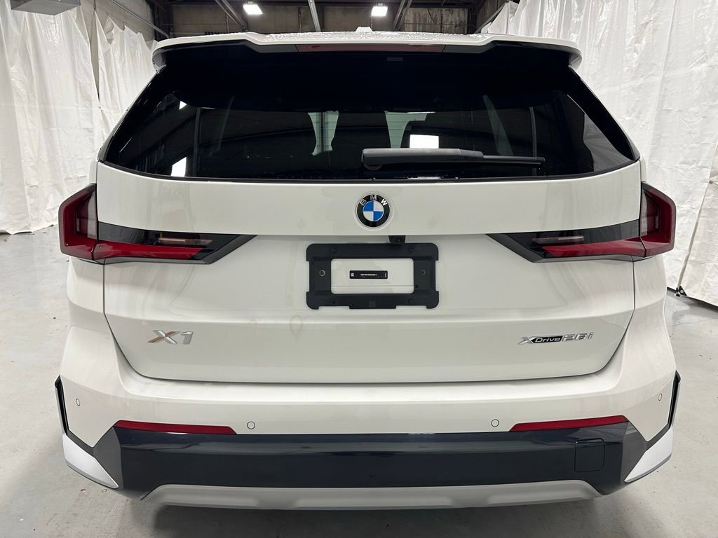 Used 2025 BMW X1 xDrive28i image 6