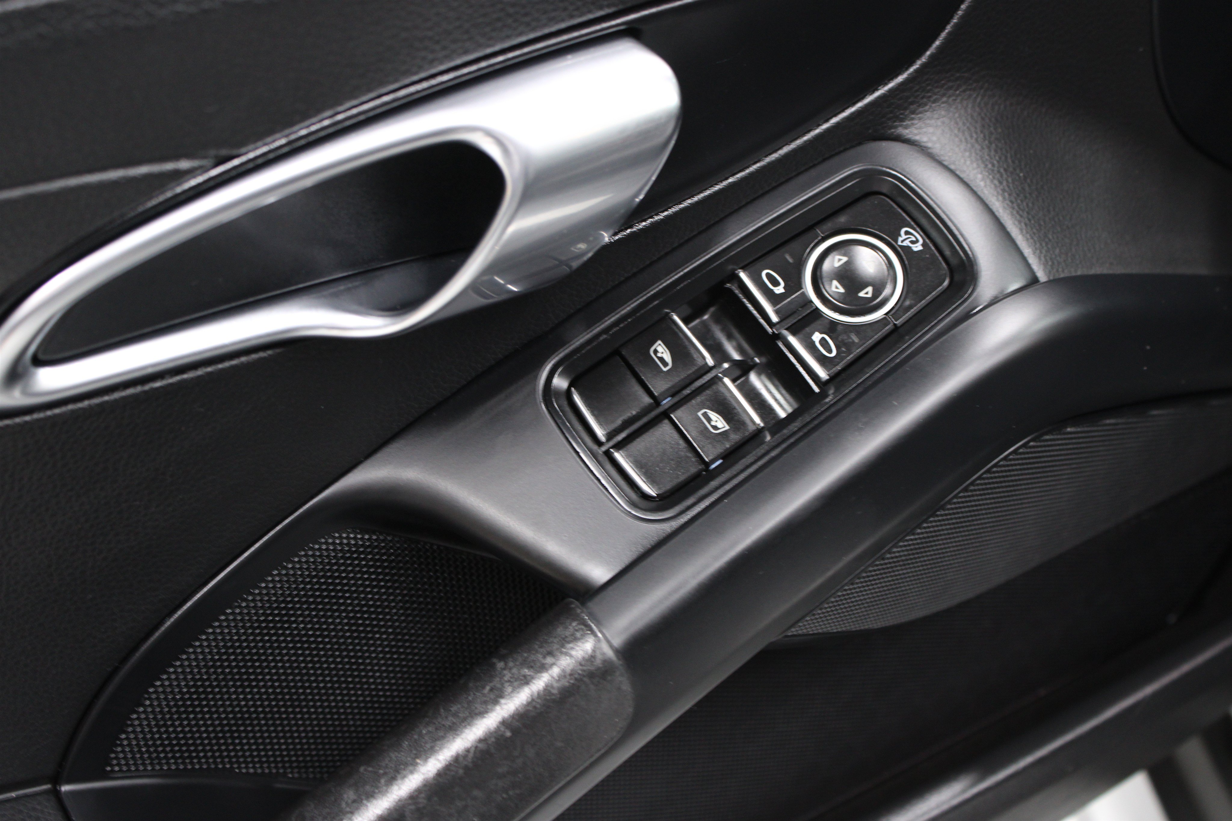 Used 2021 Porsche 718 Boxster w/ Premium Package RWD image 6
