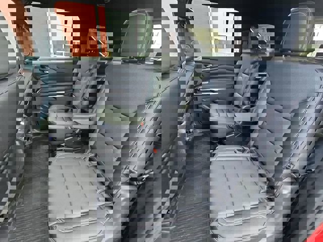 New 2026 Chevrolet Traverse LT w/ Driver Confidence Package image 25