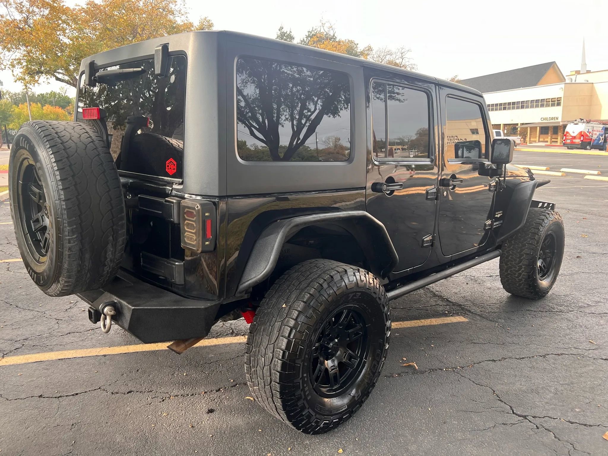 Used 2011 Jeep Wrangler Unlimited Sahara w/ Dual Top Group image 5