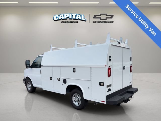 New 2025 Chevrolet Express 3500 w/ Power Convenience Package RWD image 3