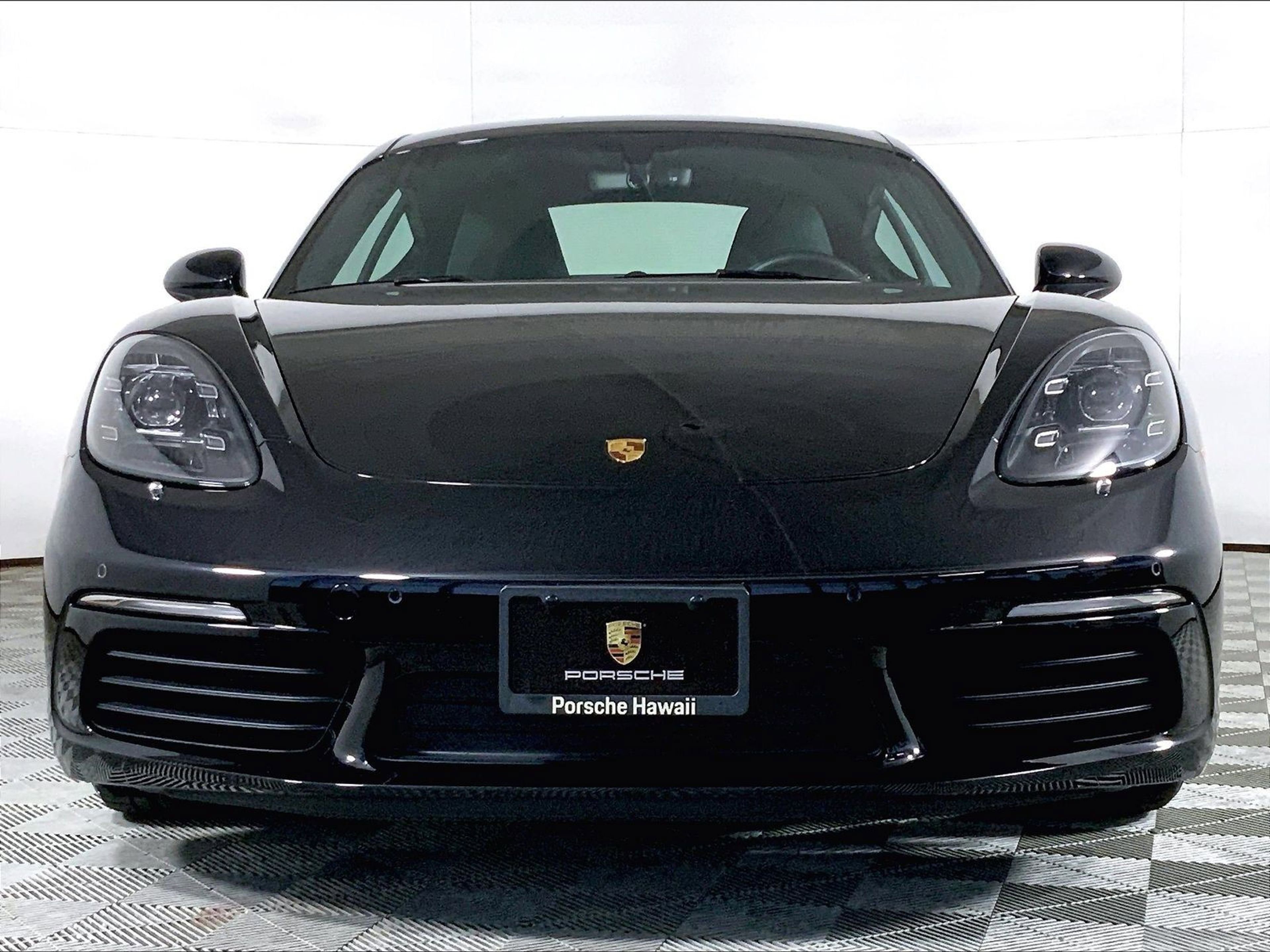 Certified 2025 Porsche 718 Cayman RWD image 6
