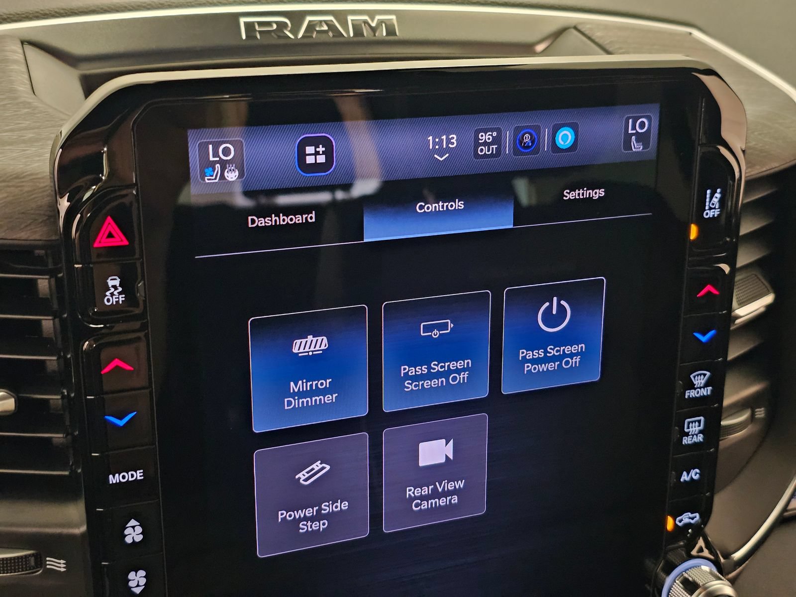 New 2026 RAM 1500 Laramie AWD/4WD image 12