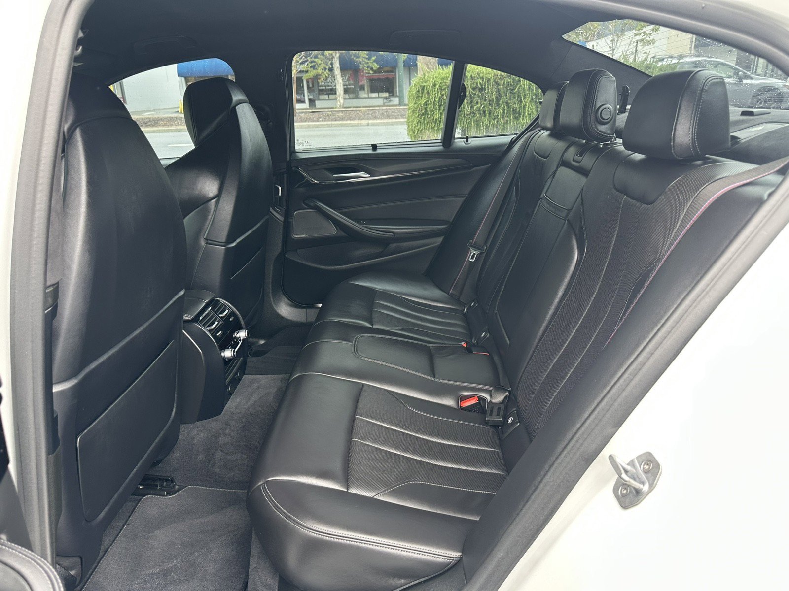 Used 2019 BMW M5 w/ Executive Package image 22