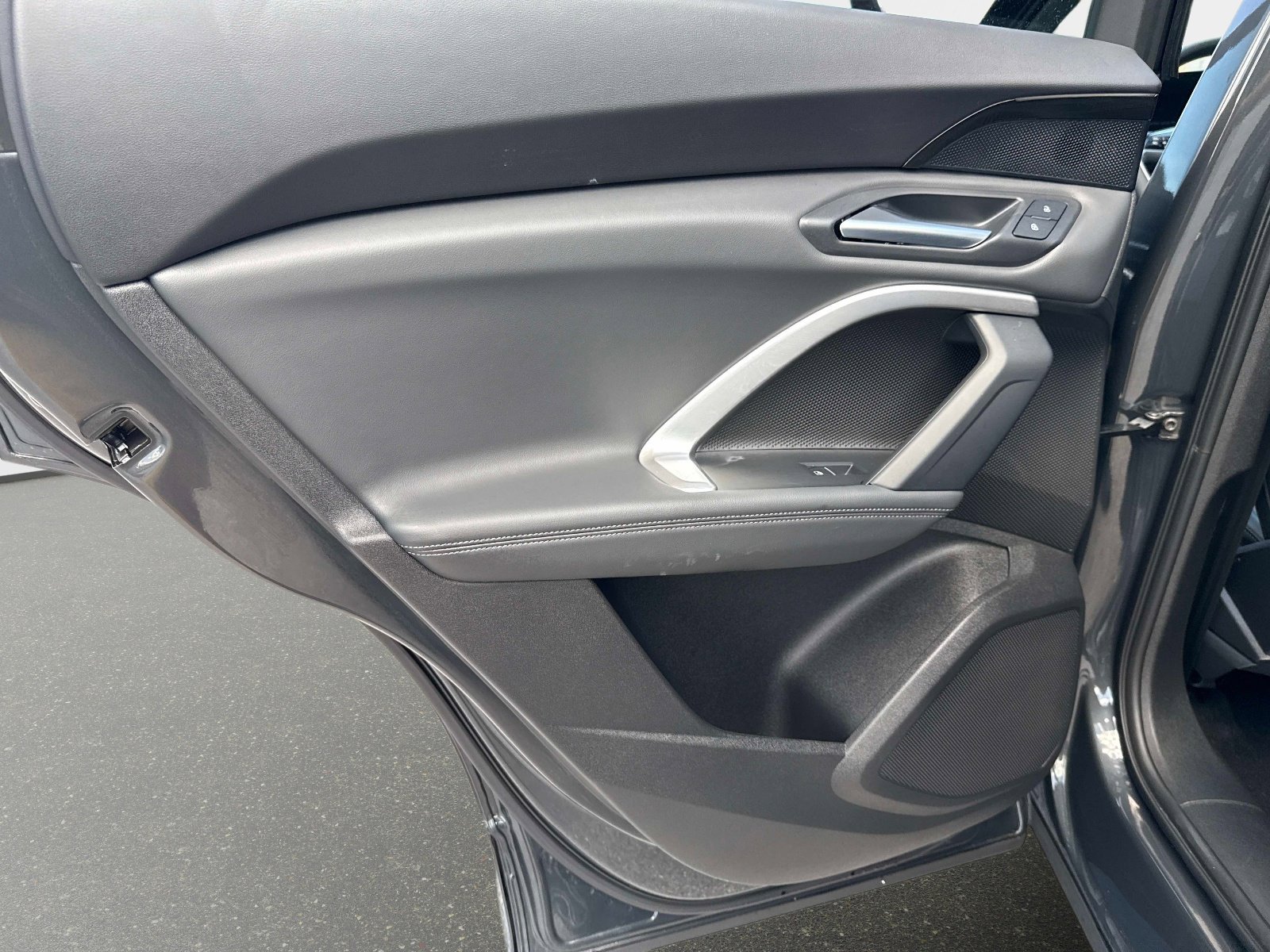 Used 2025 Audi Q5 Premium image 12