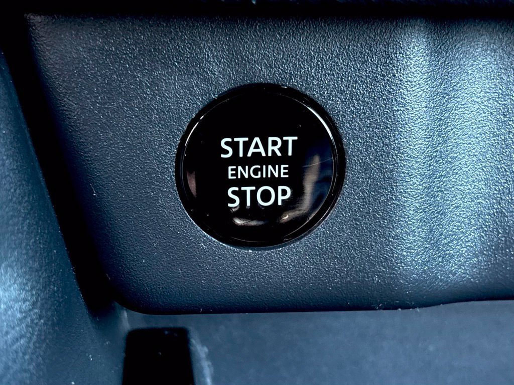 Certified 2026 Nissan Rogue SV FWD image 20