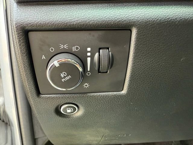 Used 2016 Jeep Grand Cherokee High Altitude image 11