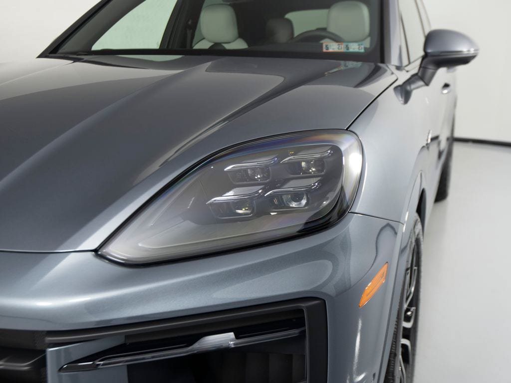 New 2026 Porsche Cayenne S AWD/4WD image 39