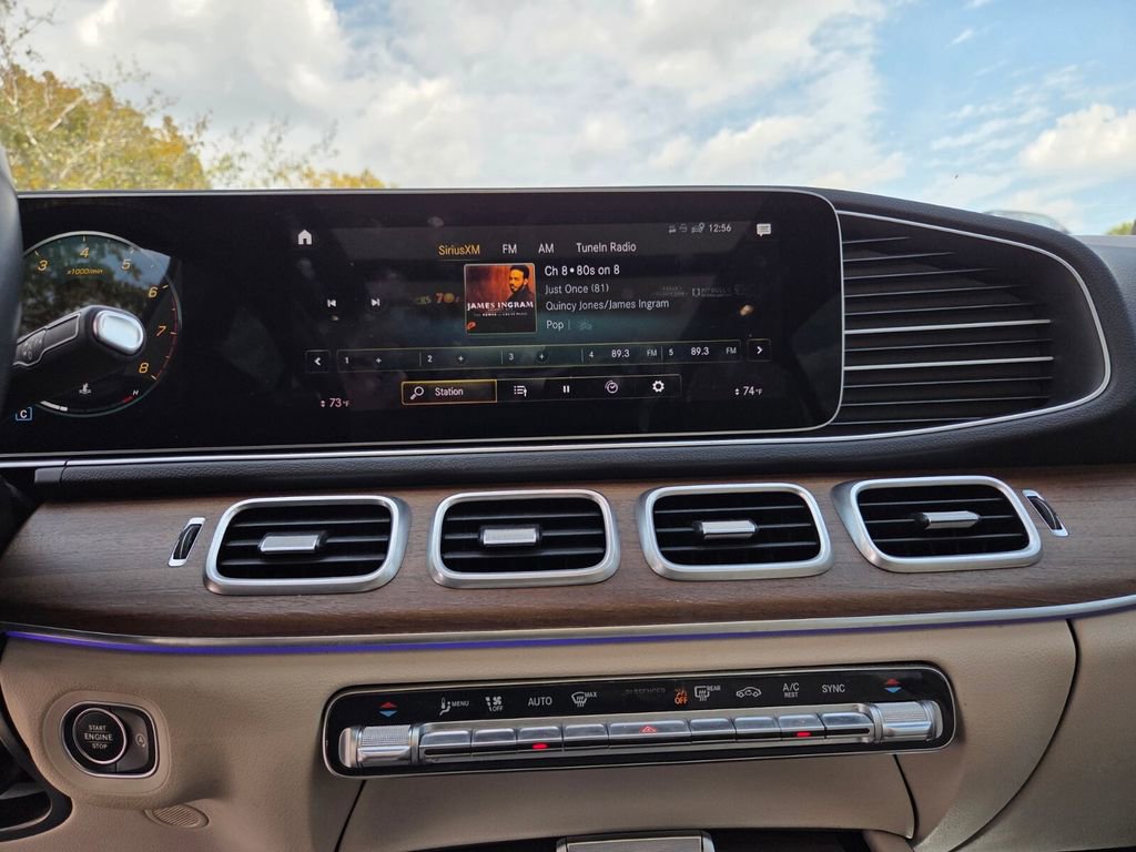 Used 2022 Mercedes-Benz GLE 350 4MATIC image 25