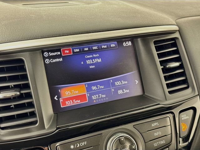 Used 2018 Nissan Pathfinder S FWD image 17