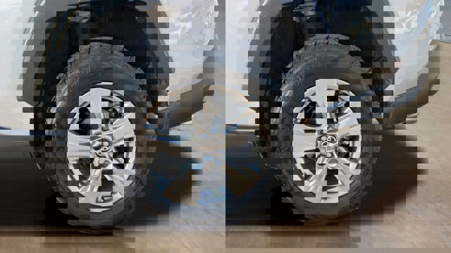 Used 2024 Toyota RAV4 XLE image 16