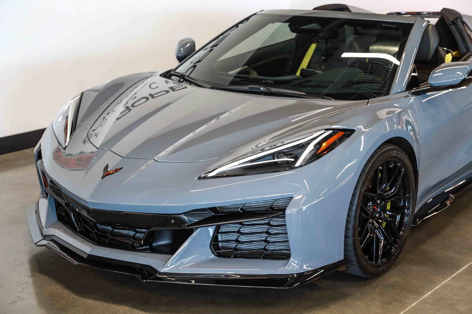 Used 2024 Chevrolet Corvette Z06 w/ Battery Protection Package RWD image 28