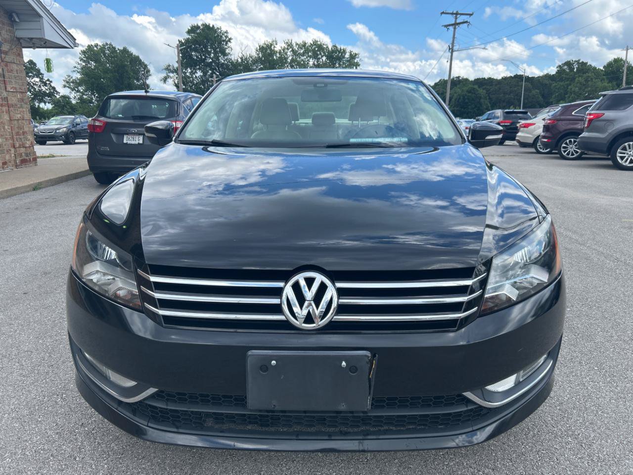 Used 2015 Volkswagen Passat 1.8T Limited Edition FWD image 2