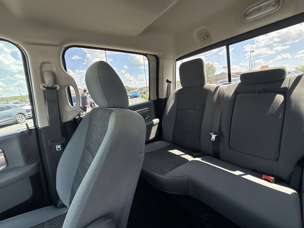 Used 2019 RAM 1500 Big Horn RWD image 12