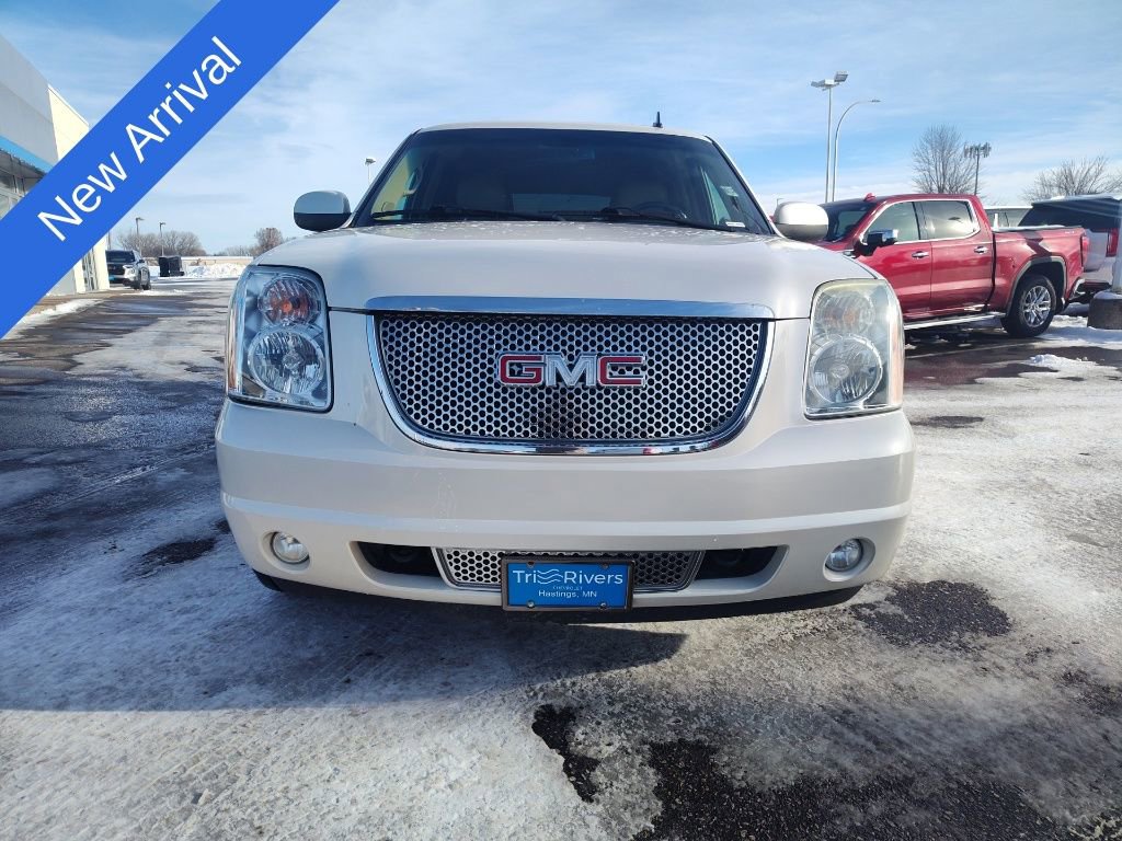 Used 2011 GMC Yukon Denali image 8