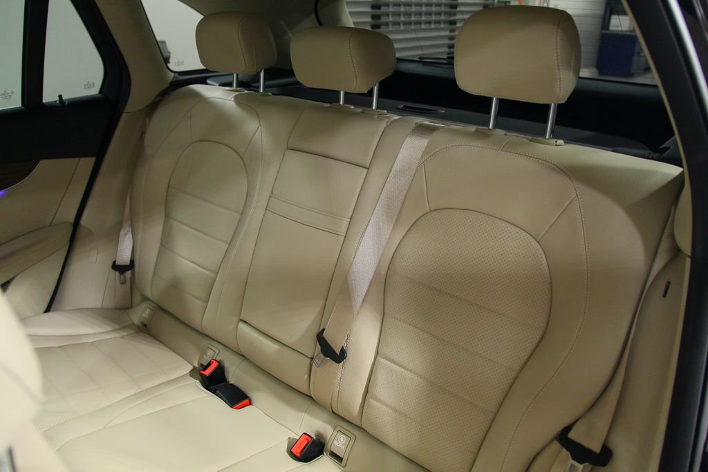 Certified 2022 Mercedes-Benz GLC 300 4MATIC image 31
