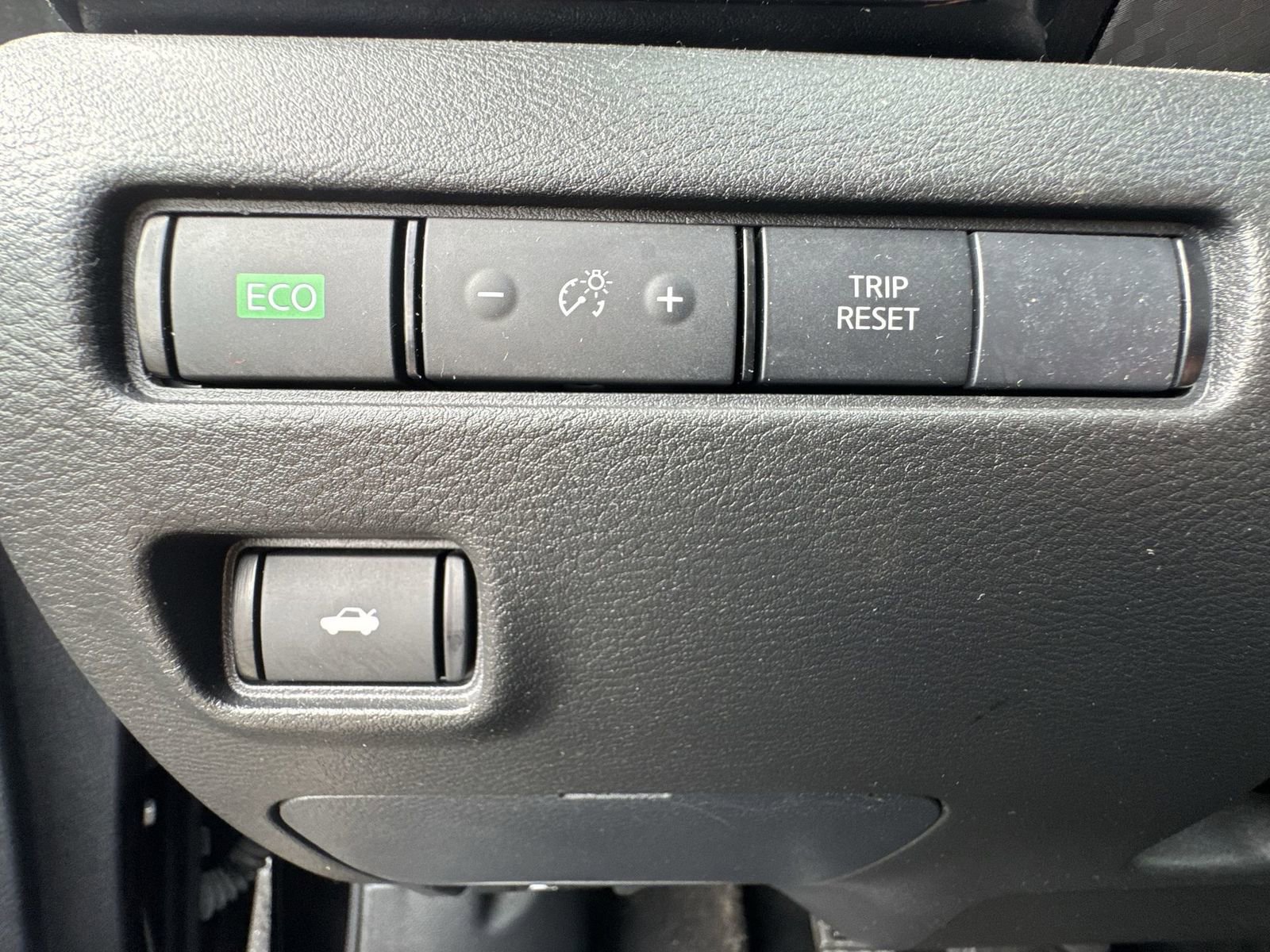 Certified 2023 Nissan Sentra SR w/ SR Premium Package FWD image 20