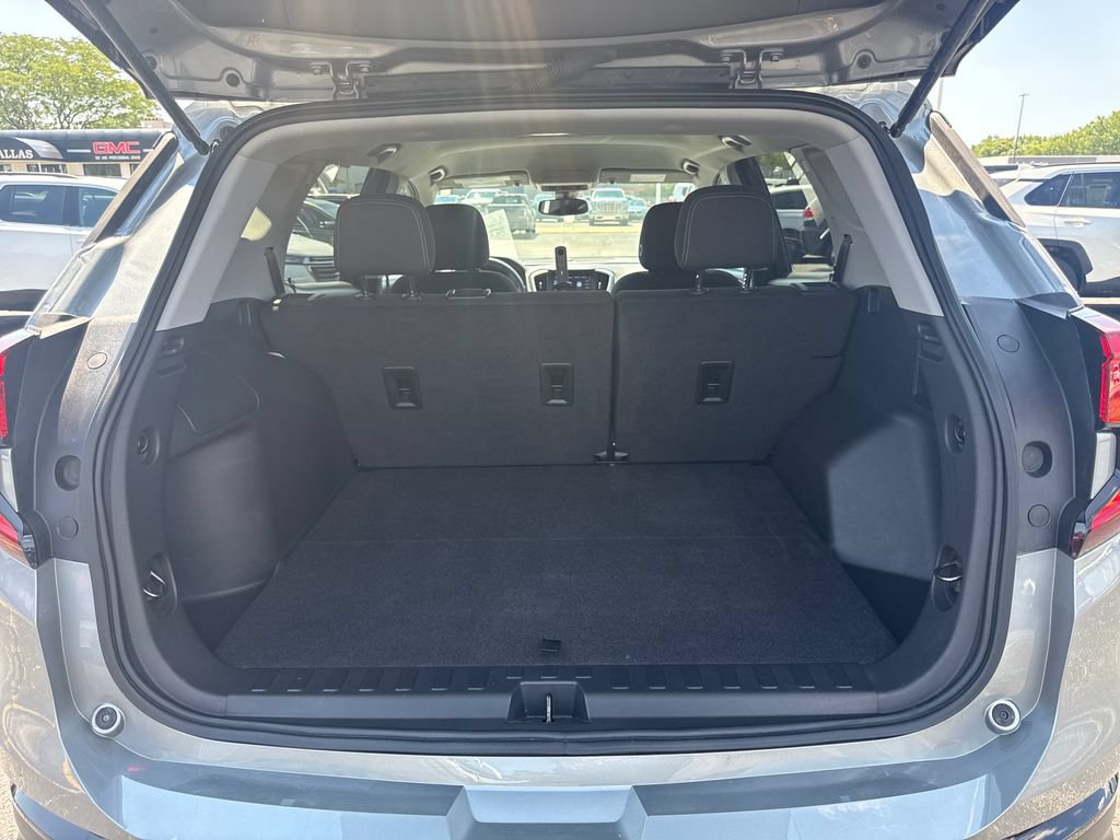 Certified 2023 GMC Terrain SLE w/ Driver Convenience Package FWD image 8