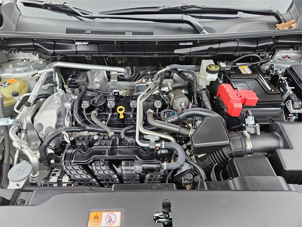 Used 2025 Mitsubishi Outlander SE image 24