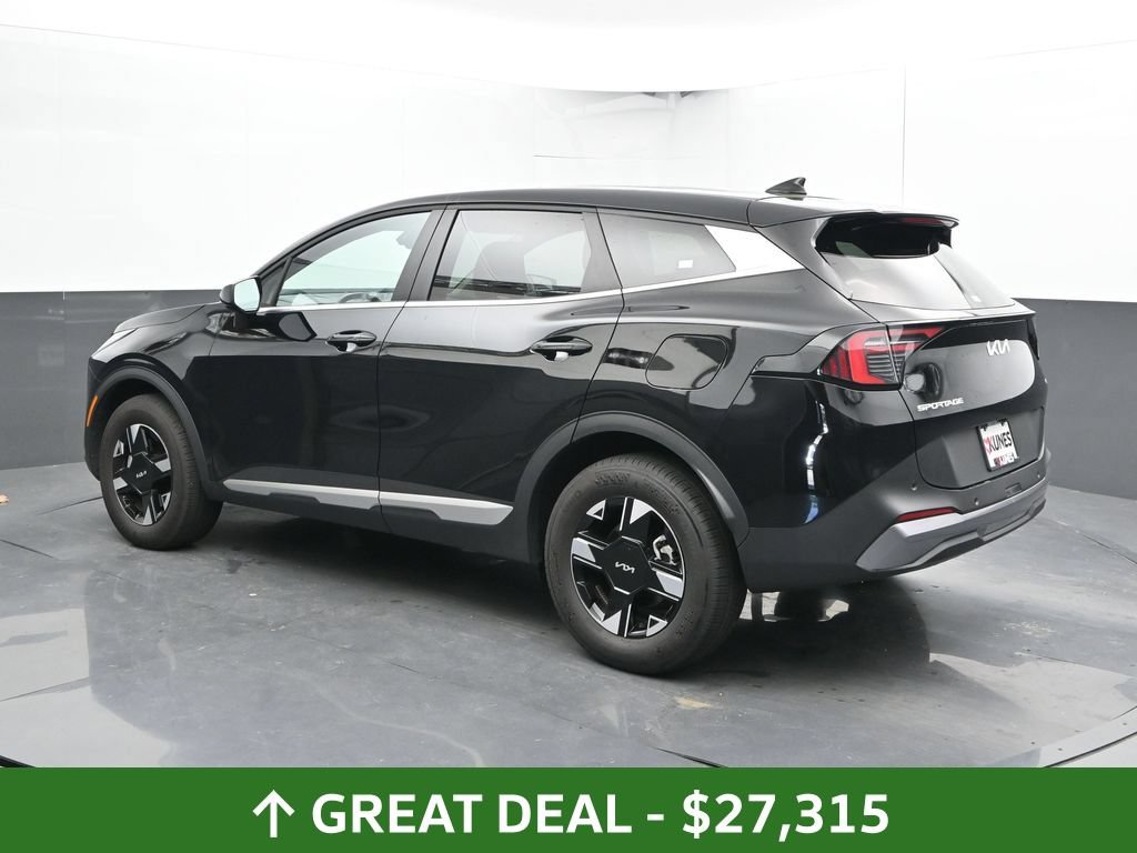 Used 2026 Kia Sportage LX AWD/4WD image 11