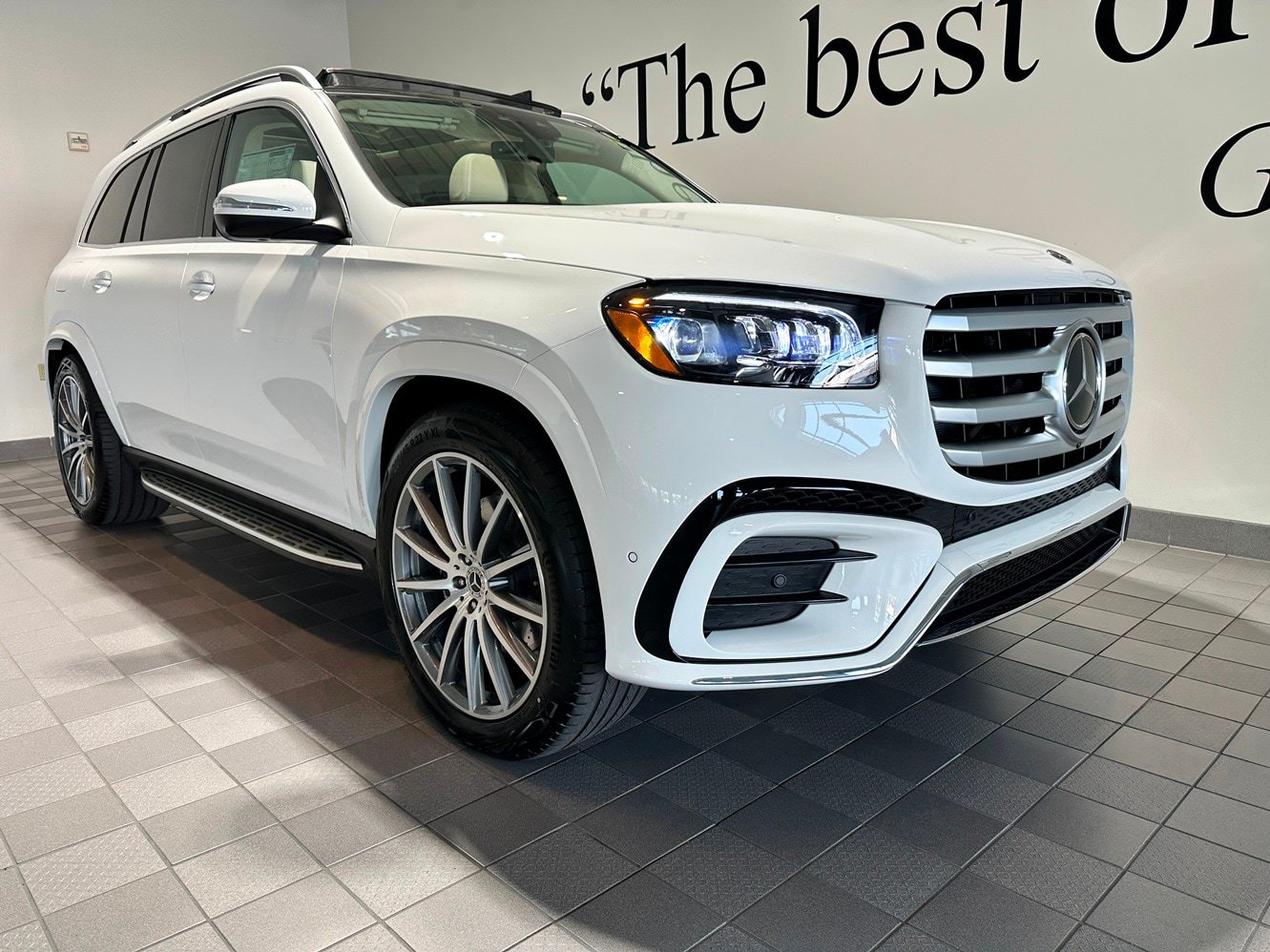 New 2026 Mercedes-Benz GLS 450 4MATIC image 1