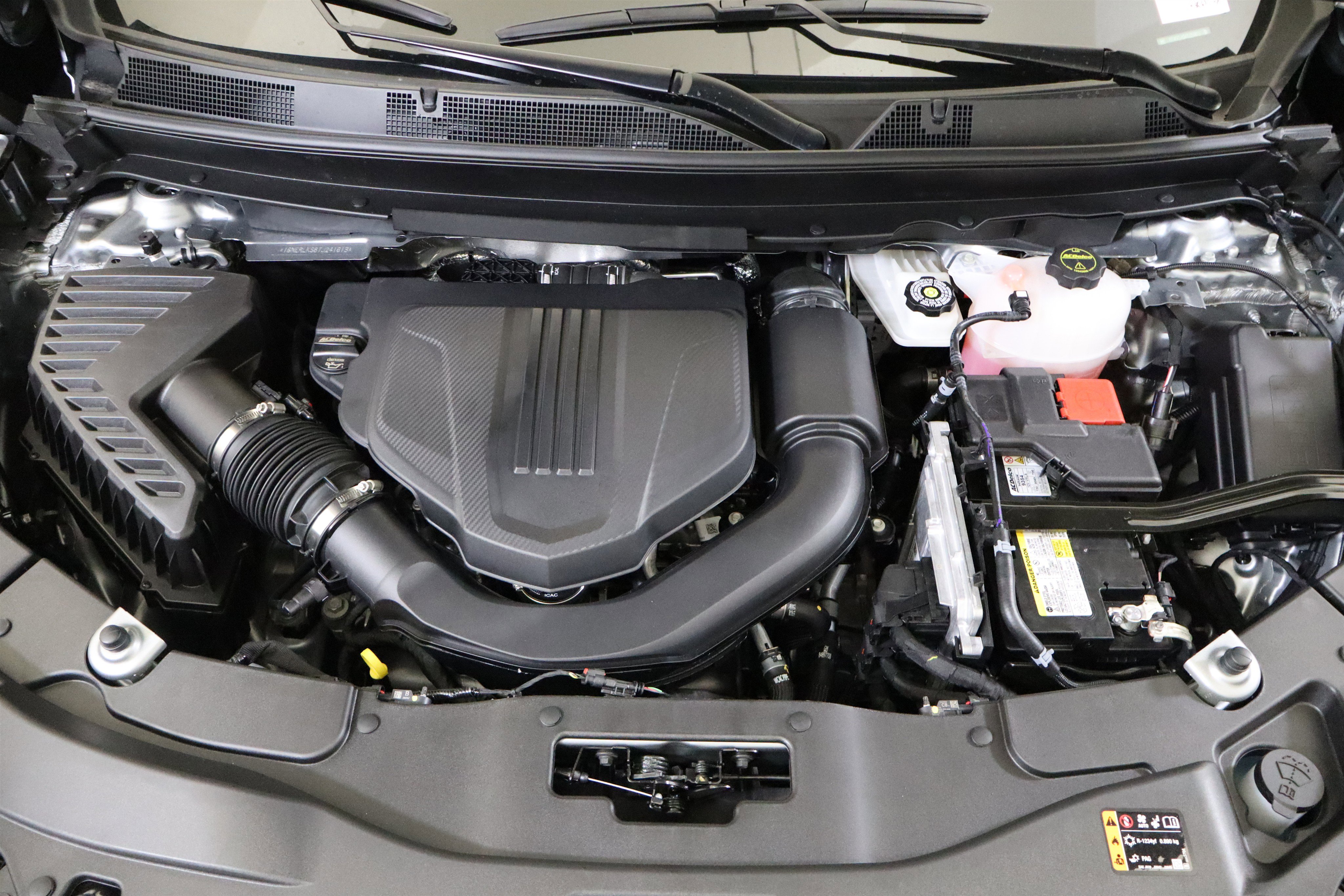 New 2026 Chevrolet Traverse RS w/ LPO, Floor Liner Package FWD image 13