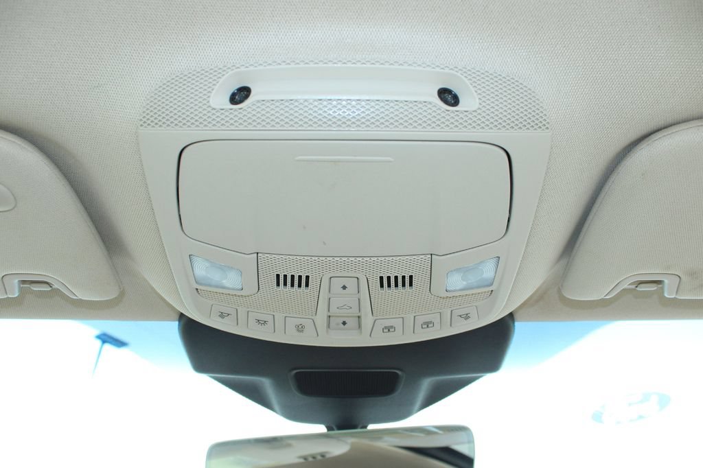 Used 2020 Lincoln Nautilus Reserve FWD image 23