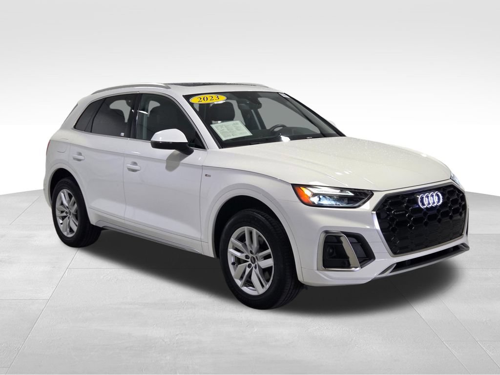 Used 2023 Audi Q5 2.0T Premium w/ Convenience Package AWD/4WD image 18