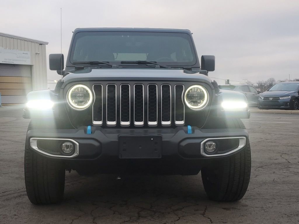 Used 2023 Jeep Wrangler Unlimited Sahara w/ Safety Group image 2