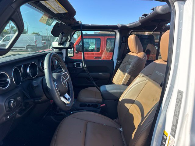 Used 2023 Jeep Wrangler Unlimited Rubicon 4xe w/ Steel Bumper Group AWD/4WD image 9