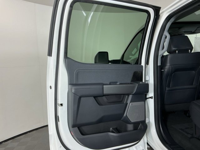 New 2026 Ford F350 Lariat image 32