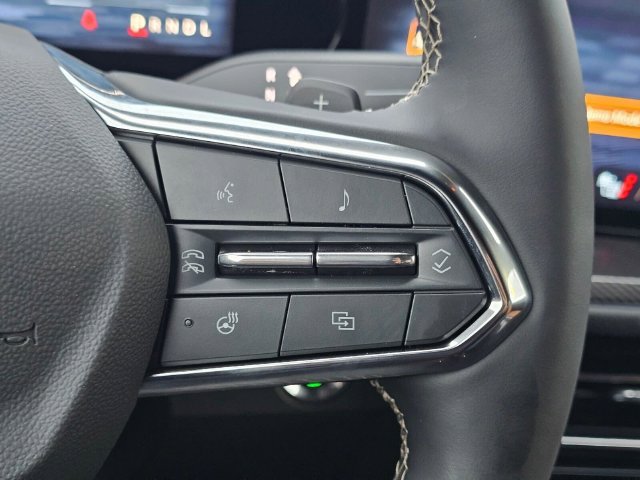 New 2027 Chevrolet Traverse Z71 w/ Enhanced Driving Package AWD/4WD image 30