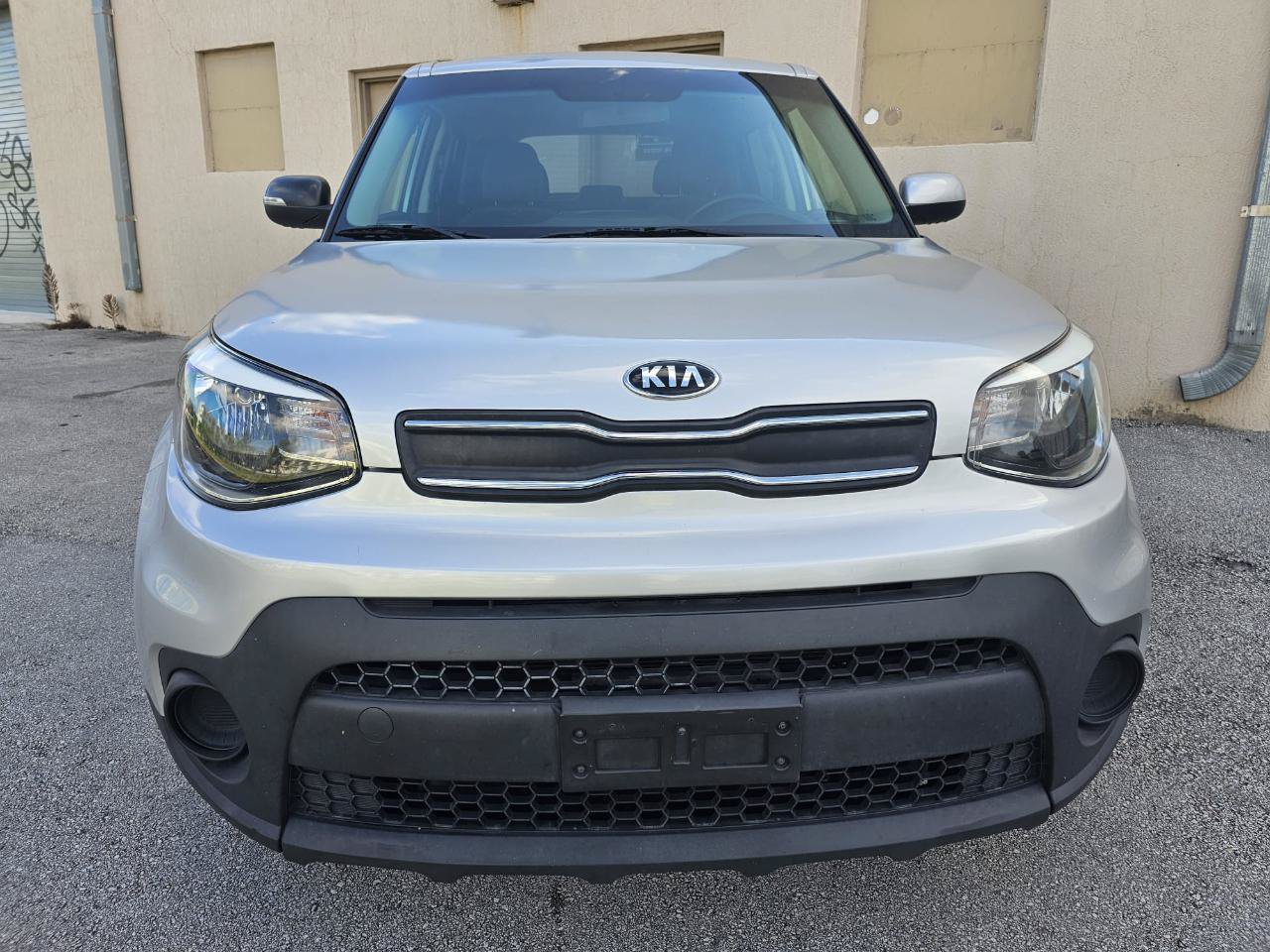 Used 2018 Kia Soul FWD image 11